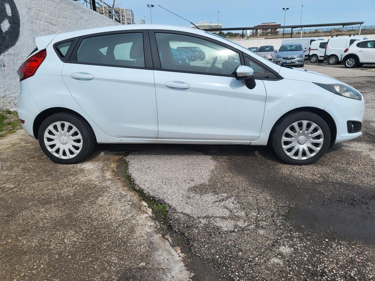 Ford Fiesta Plus 1.4 5 porte Bz.- GPL