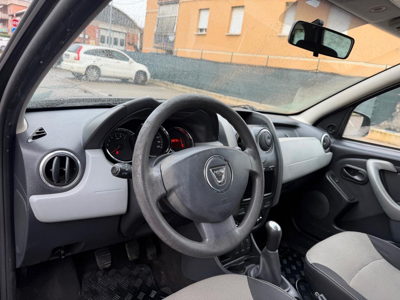 Dacia Duster 1.6 GPL - NEOP. - NAV. - 12 MESI DI GARANZIA -