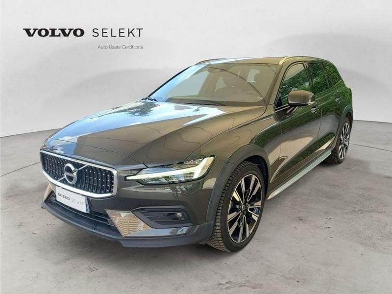 Volvo V60 Cross Country D4 190 CV AWD Automatica NAVI LED Pro