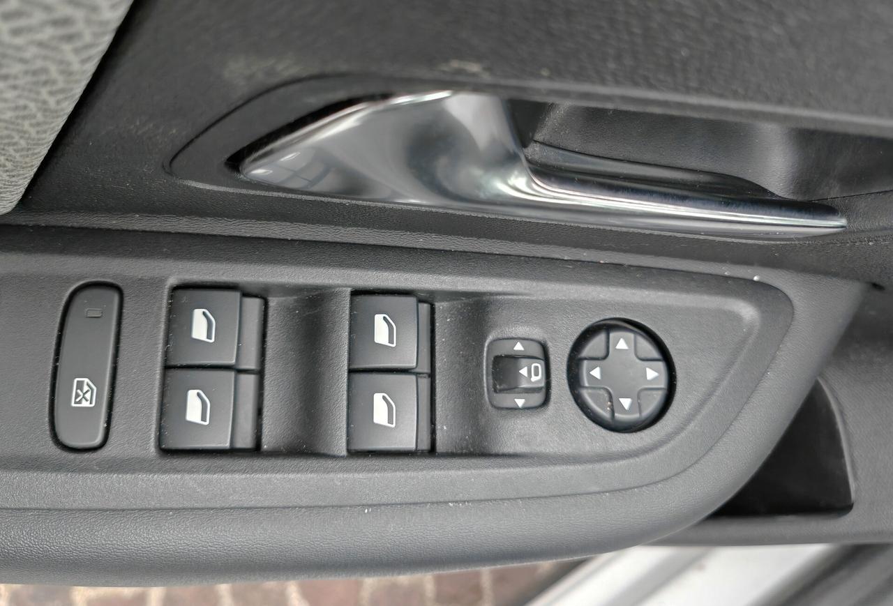 Citroen C4 BlueHDi 130 S&S EAT8 Feel Pack