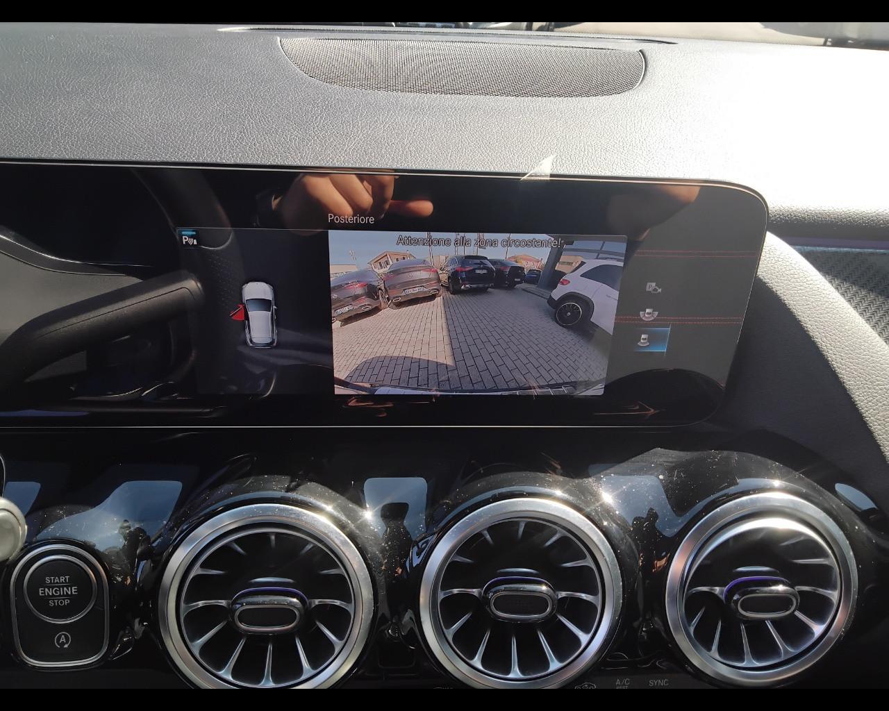 Mercedes-Benz GLA-H247 2020 - GLA 200 d Premium auto