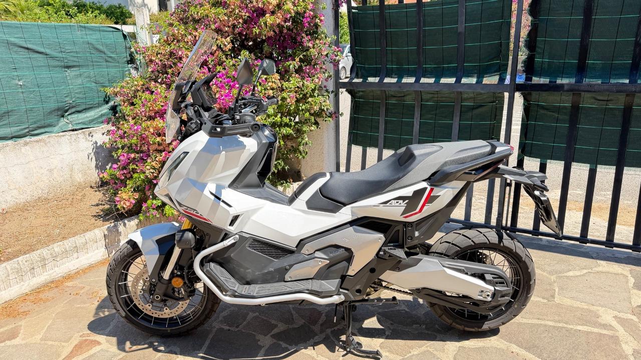 Honda X-ADV 750