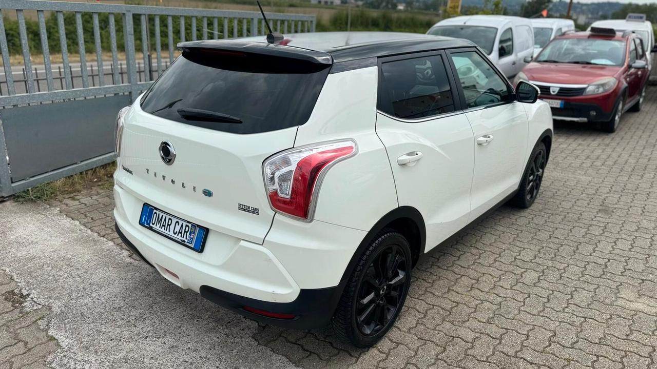 Ssangyong Tivoli 1.6d 2016 AUTOMATICA NEOP.