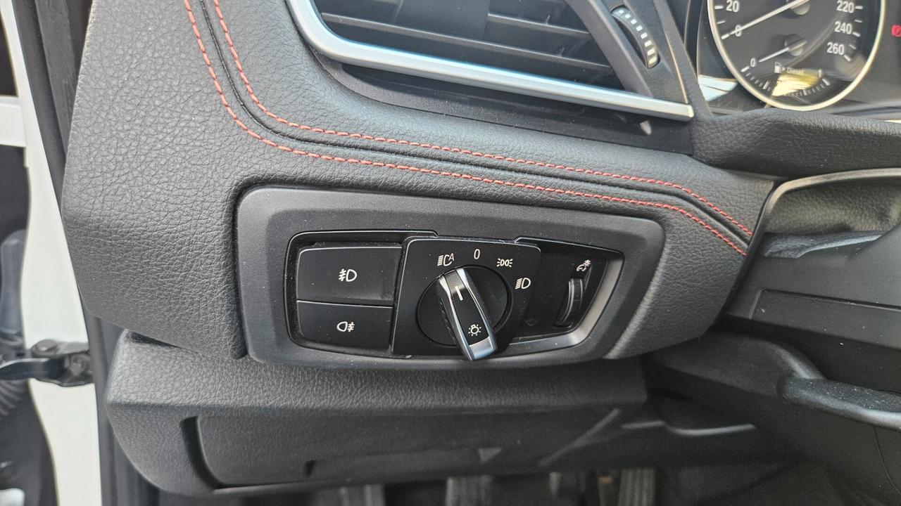 BMW 218 d Active Tourer Sport 64.000 KM!!!!