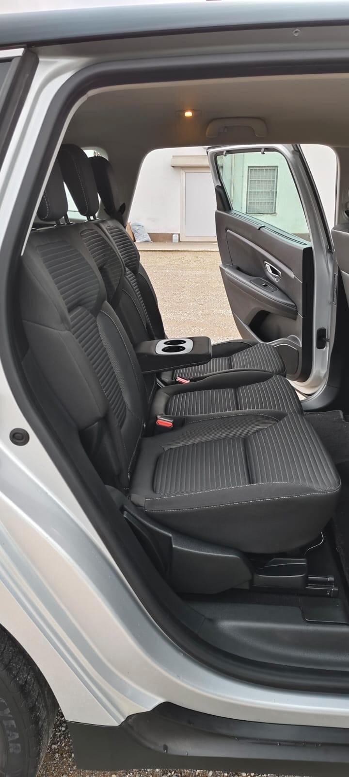 Renault Grand Scenic Blue dCi 120 CV Initiale Paris