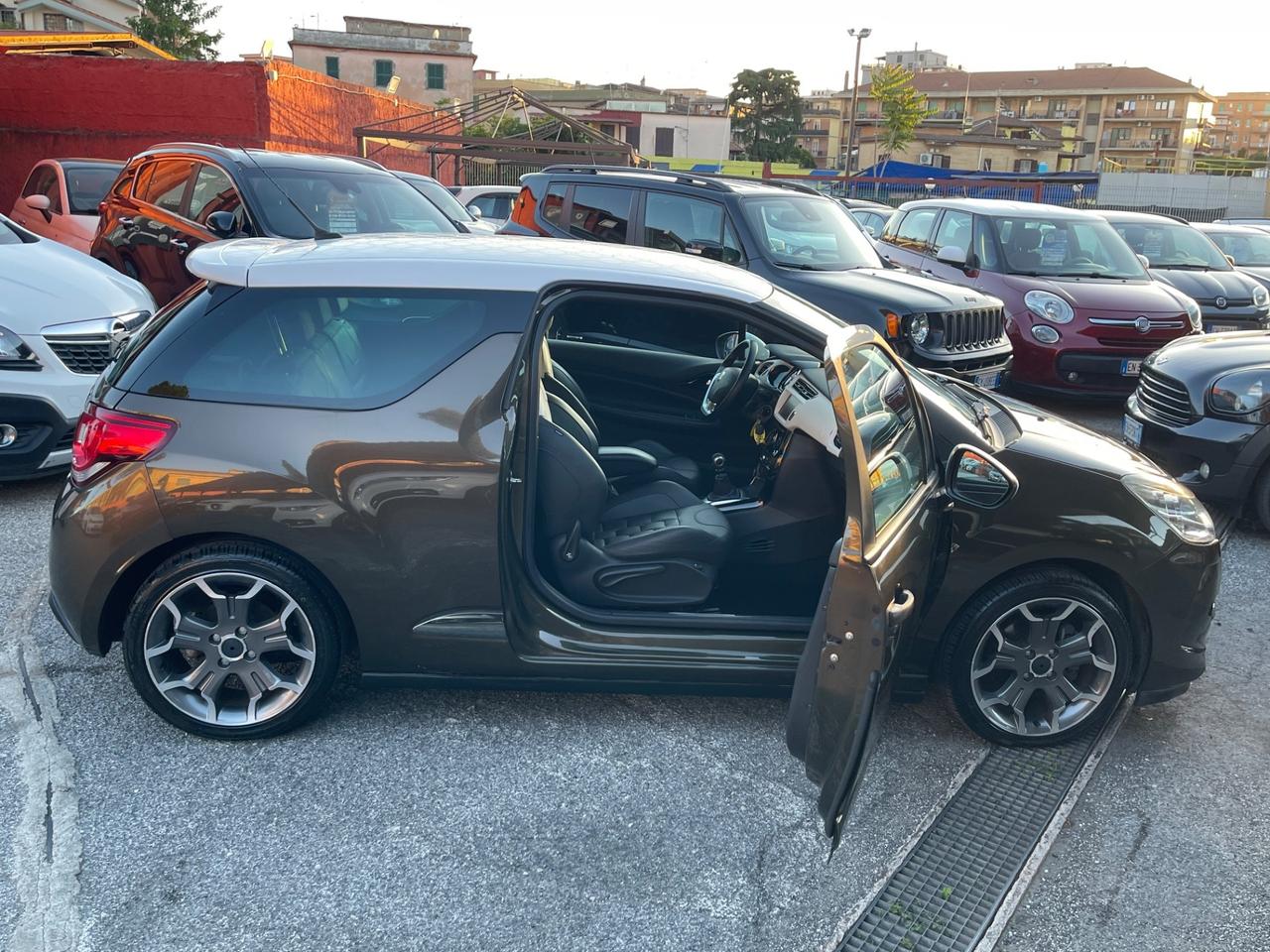 DS3 1.6 THP 155 Sport Chic-60 mila km-unipro-rate