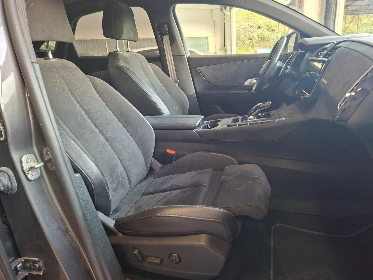 DS Automobiles DS 7 Crossback 4X4 / HYBRID / AUTOMATICO / 72000KM / 299CV