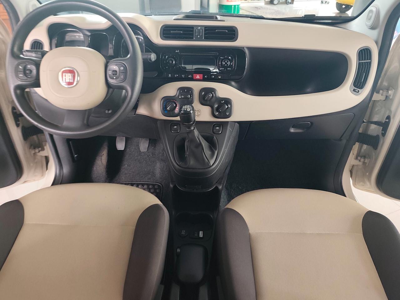 Fiat Panda 1.2 Lounge Benz euro 6 78 Milà km