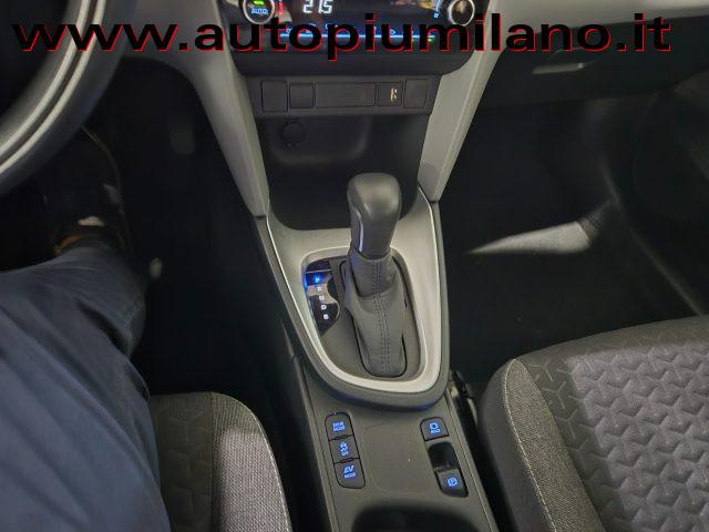 TOYOTA Yaris Cross 1.5 Hybrid 5p. E-CVT AWD-i Business