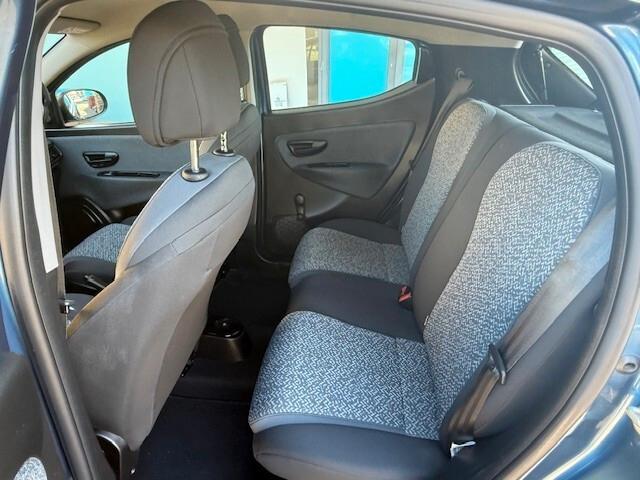 Lancia Ypsilon x neopatentati