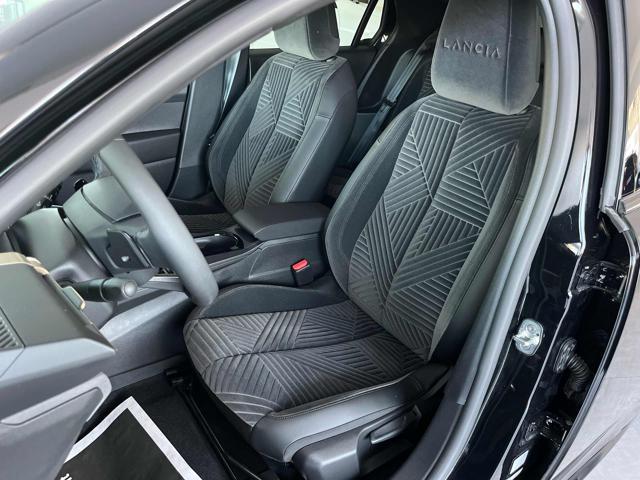 LANCIA Ypsilon Hybrid e-DCT LX