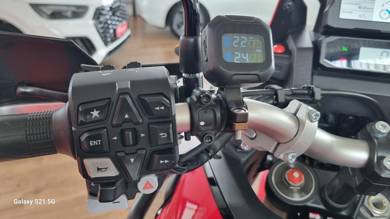 Honda CRF 1100 Honda CRF 1100 . africa twin DCT Cambio Autom.