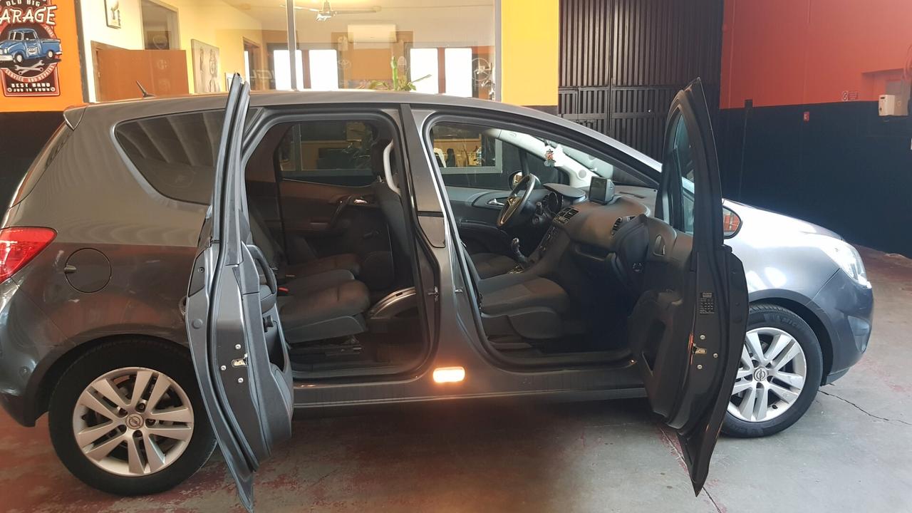 Opel Meriva CATENA E FRIZIONE NUOVE!!!
