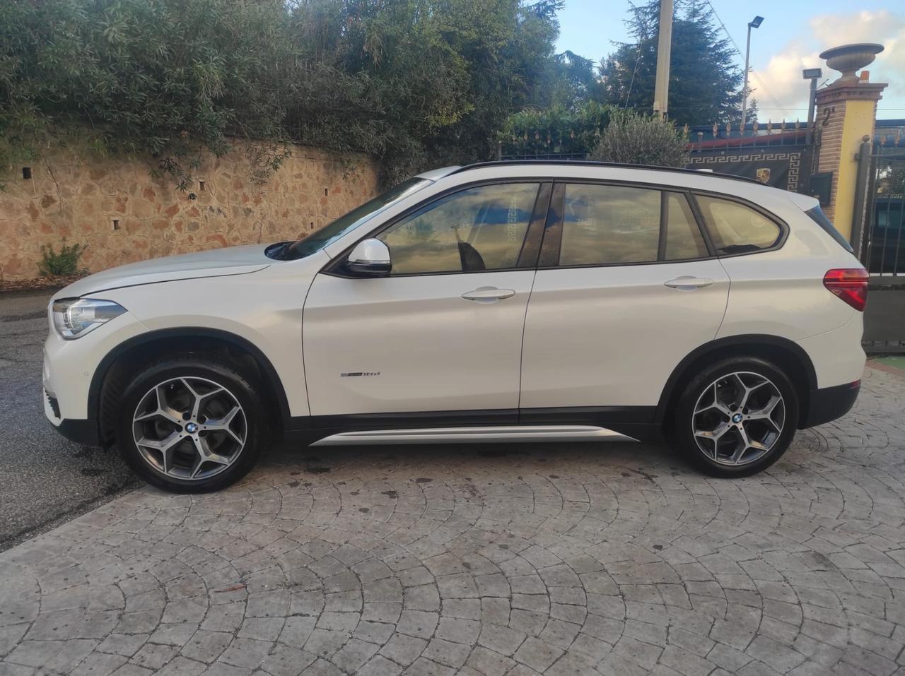 Bmw X1 sDrive18d xLine