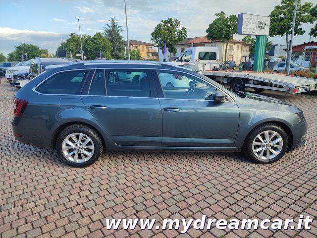SKODA Octavia 1.5 DSG Wagon Ambition G-Tec