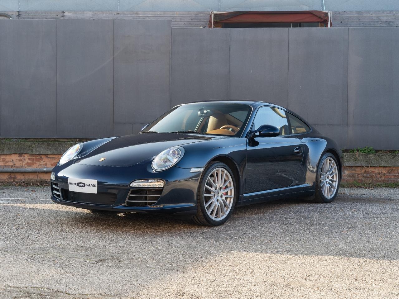 Porsche 911 Carrera 4S Coupé