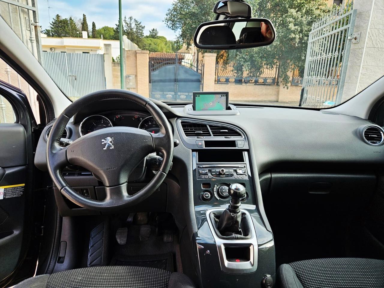 Peugeot 5008 1.6 HDi 115CV Allure