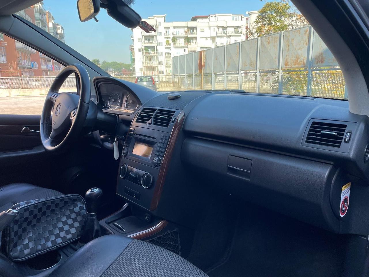 Mercedes-benz A 180 Restayling BlueEFFICIENCY Executive Full