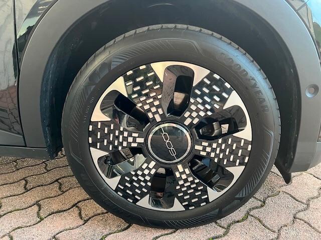 Fiat 600 1.2 hybrid La Prima, Pelle, Led, Acc, 18”