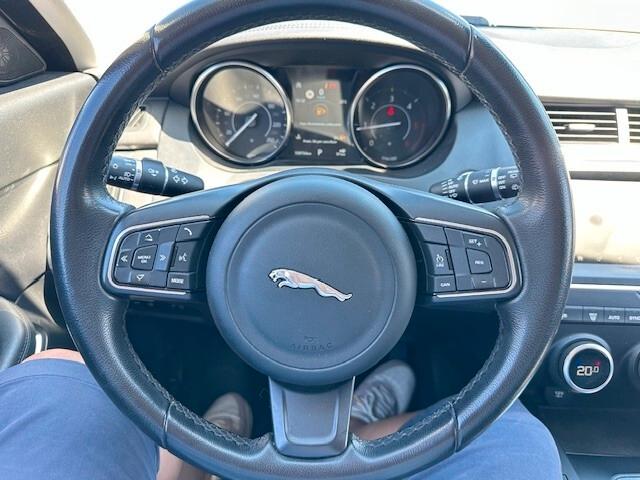 Jaguar E-Pace 2.0D 150 CV AWD R-Dynamic S