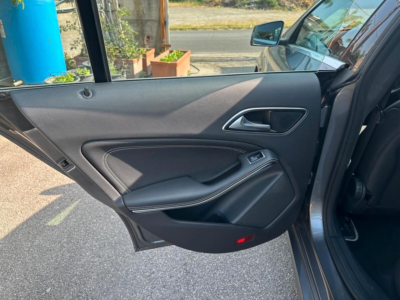 Mercedes-benz CLA 200 CLA 200 CDI Shooting Brake Executive