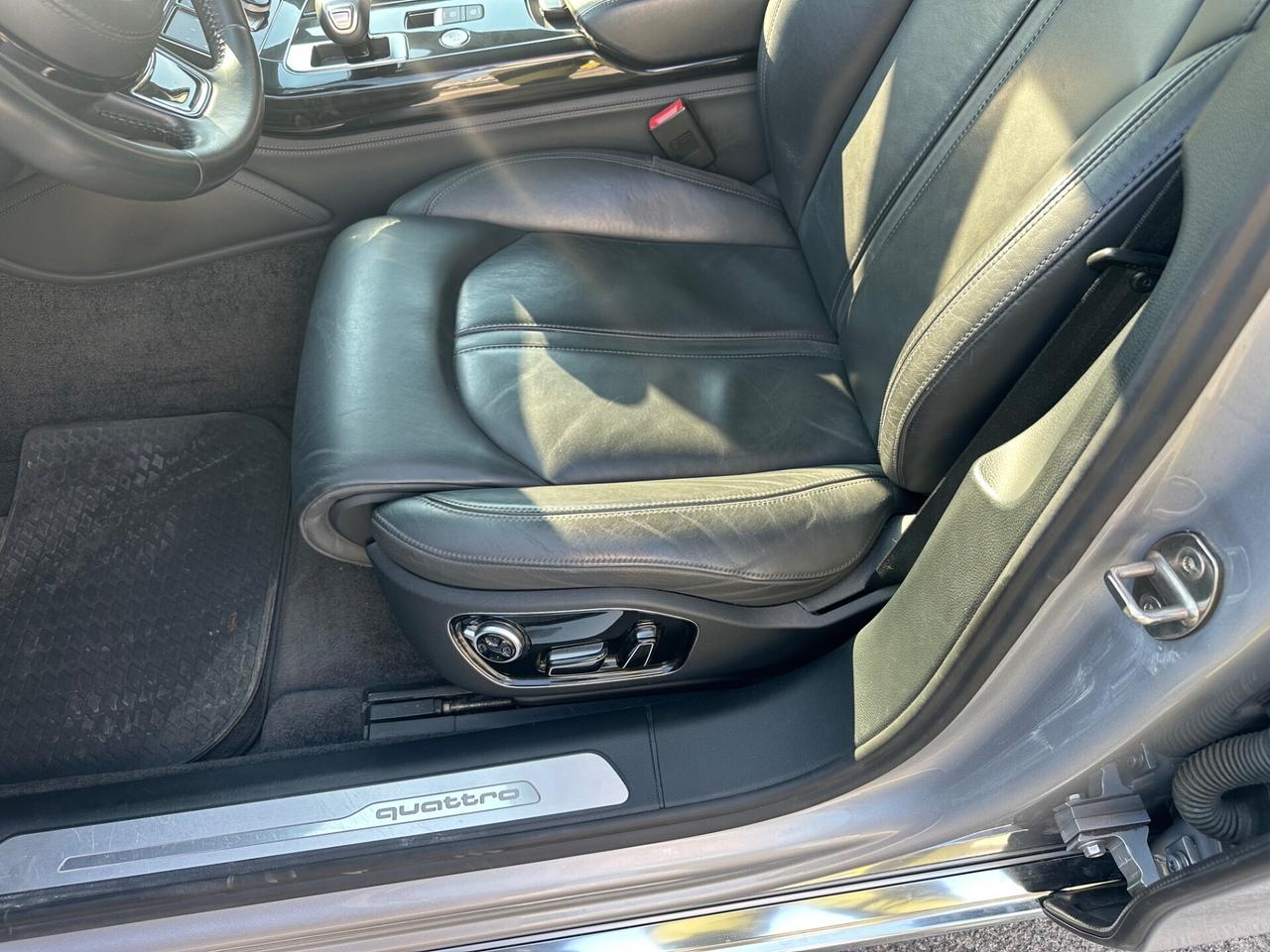 Audi A8 3.0 TDI 262 CV quattro tiptronic