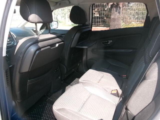 Renault Grand Scenic dCi 8V 110 CV EDC Energy Intens