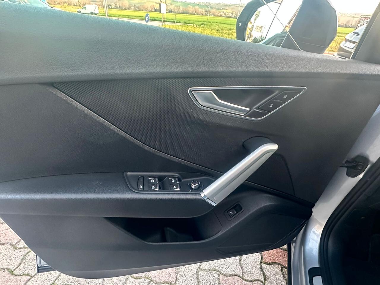 Audi Q2 35 TDI quattro S tronic line Edition