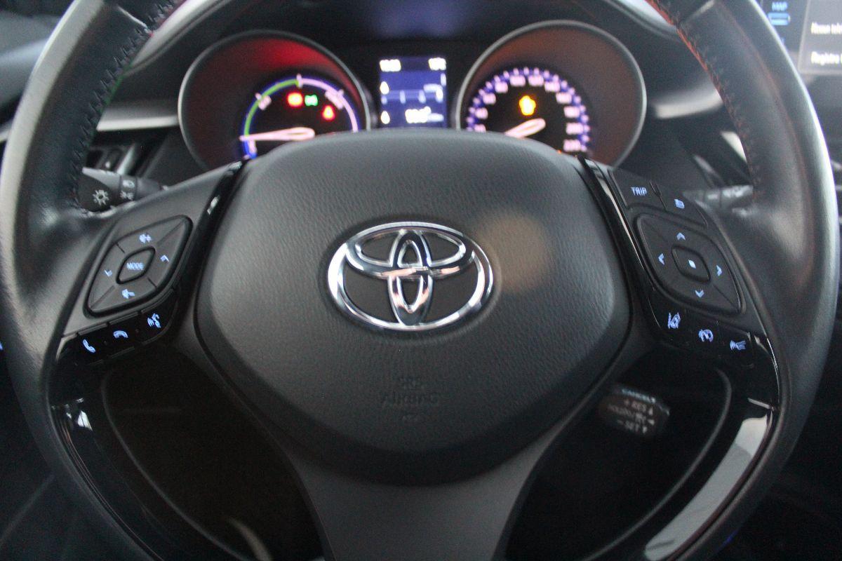 TOYOTA - C-HR - 1.8 Hybrid E-CVT Active