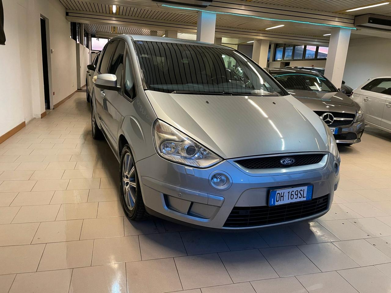 Ford S-Max 2.0 TDCi 140CV Titanium