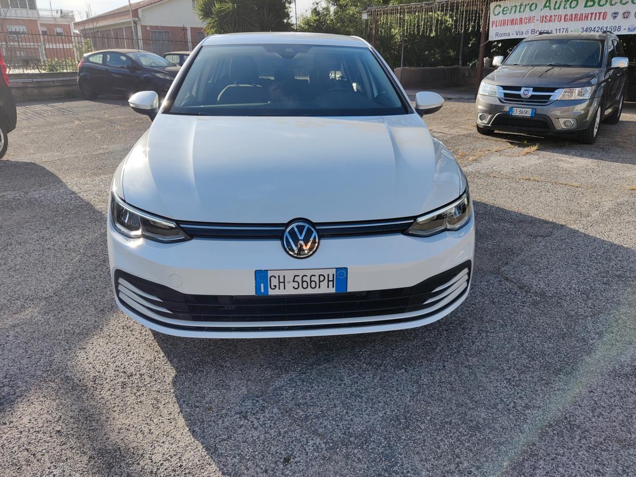 Volkswagen Golf 1.0 eTSI EVO DSG Life