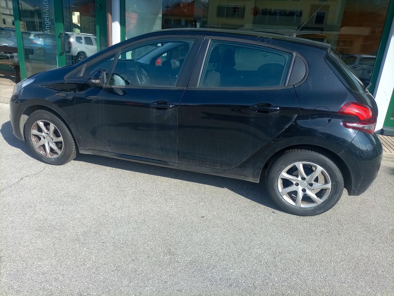 Peugeot 208 1.4 HDi 68cv Active 5p