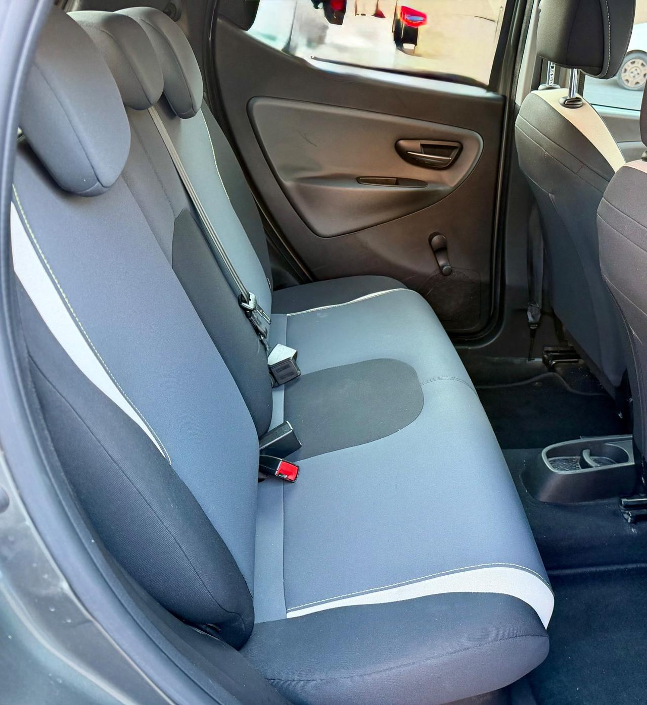 Lancia Ypsilon 1.2 benz/GPL Ecochic Gold
