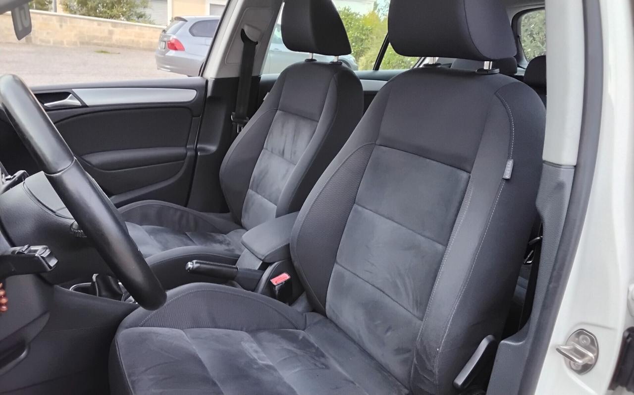Volkswagen Golf 1.6 TDI DPF 5p. Highline