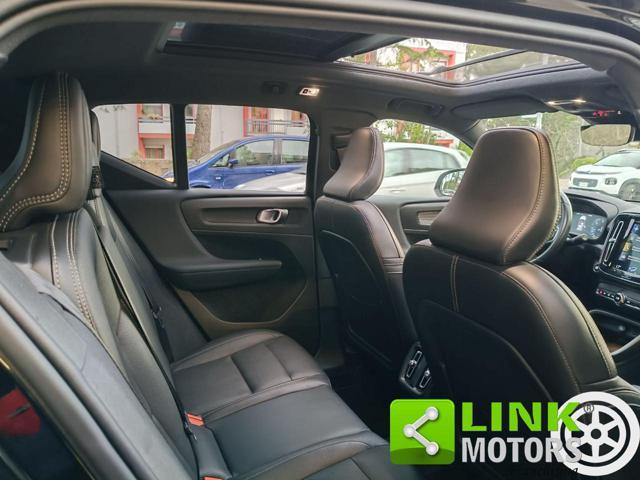 VOLVO XC40 D4 AWD Geartronic R-design