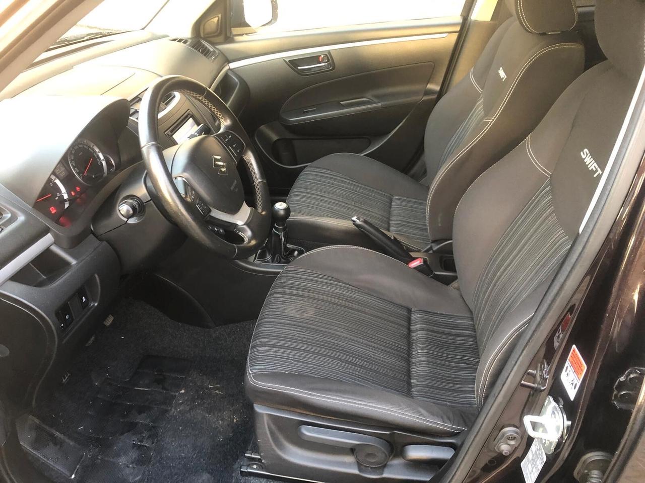 Suzuki Swift 1.3 DDiS 5 porte B-Cool Bi-Color *NEOPATENTATI*
