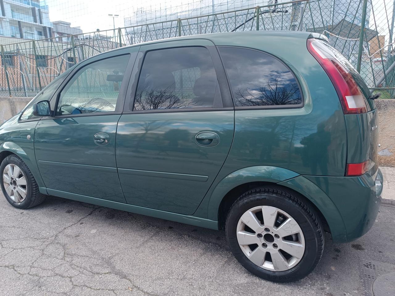 Opel Meriva 1.7 CDTI 101CV Cosmo