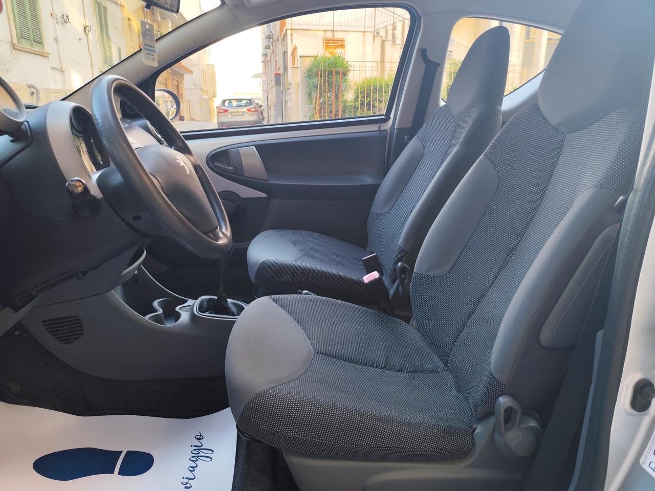 Peugeot 107 1.0 BENZINA 68CV 3p