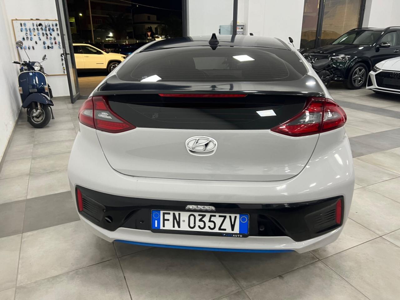 Hyundai Ioniq 1.6 Hybrid DCT Style -anno 2018 - km 130.000