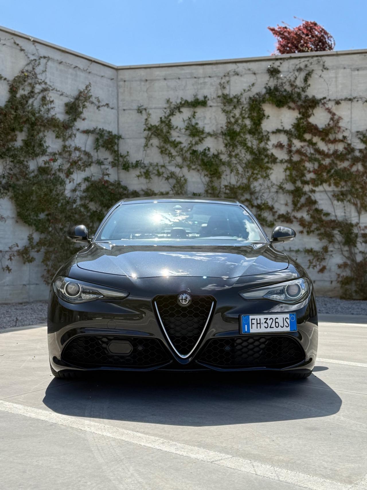 Alfa Romeo Giulia 2.2 Turbodiesel 210 CV AT8 AWD Q4 Veloce