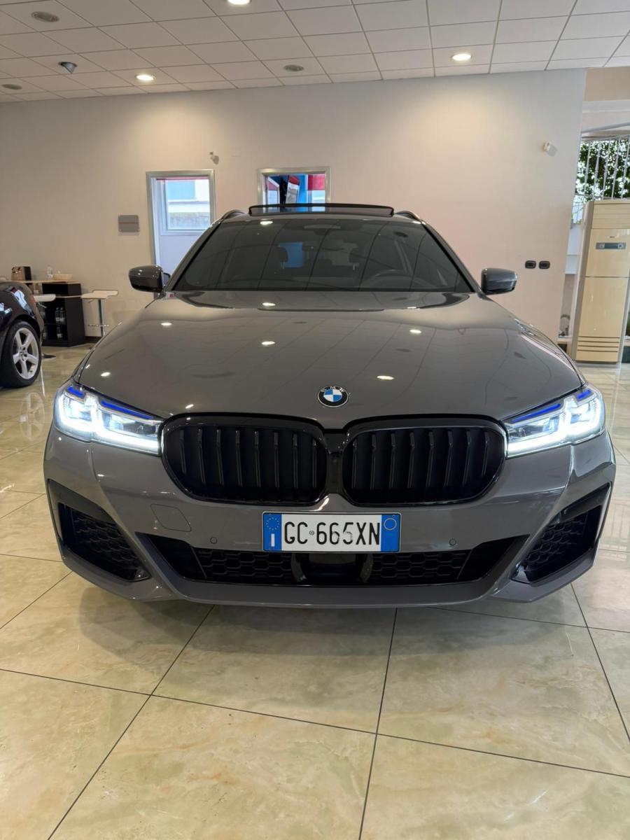 BMW - Serie 5 Touring - 530d xDrive Msport