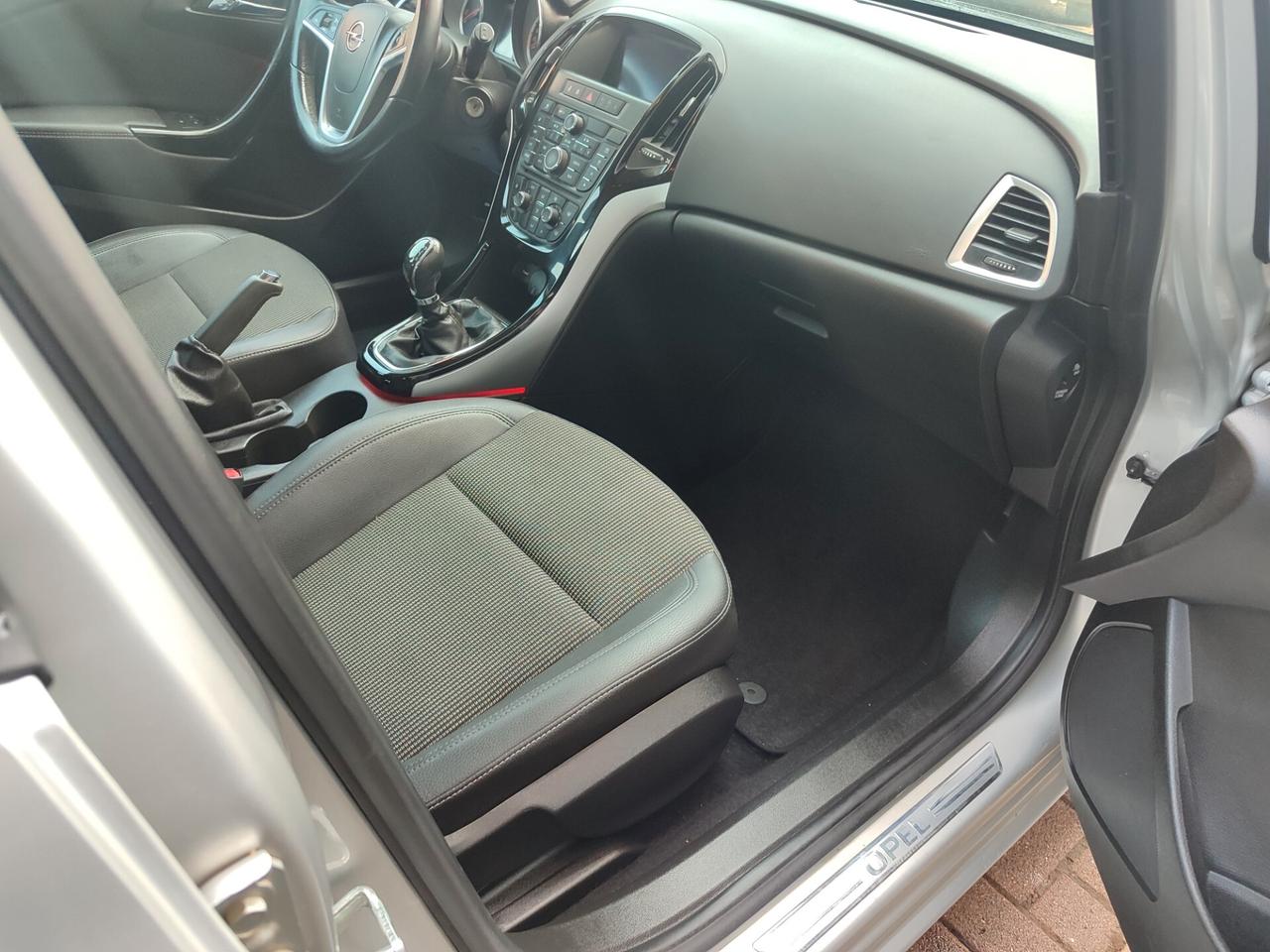 Opel Astra 1.6 CDTI EcoFLEX S&S 4 porte Cosmo Fleet