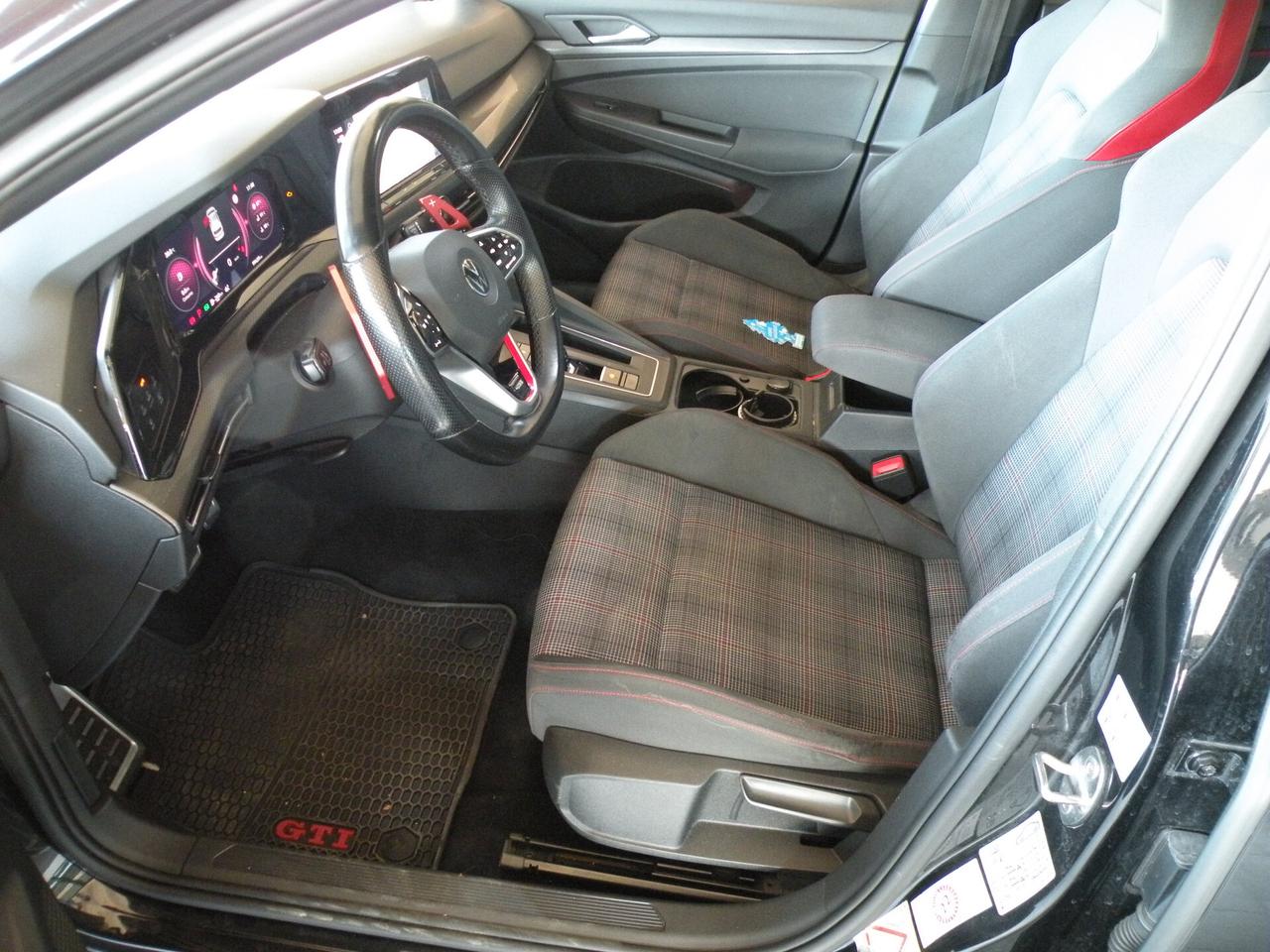 Volkswagen Golf GTI 2.0 TSI
