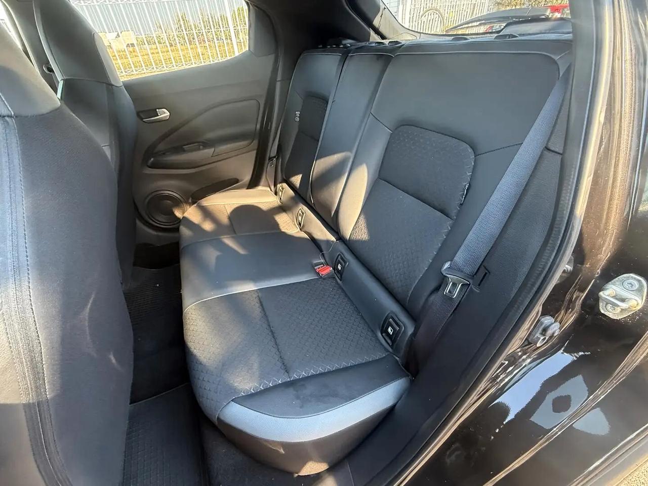 Nissan Juke 1.0 DIG-T 114 CV N-Connecta