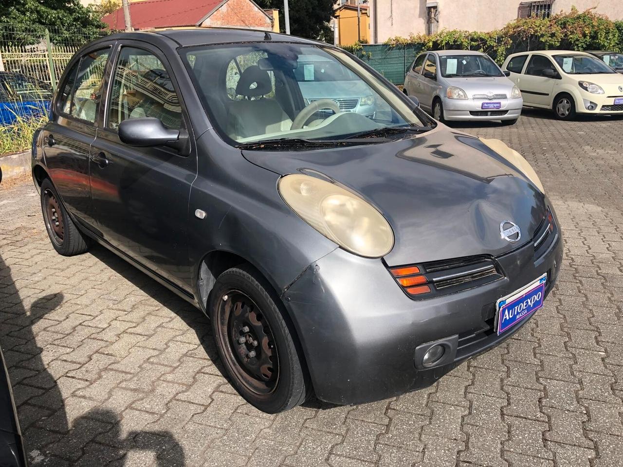 Nissan Micra 1.0 16V 5 porte Visia