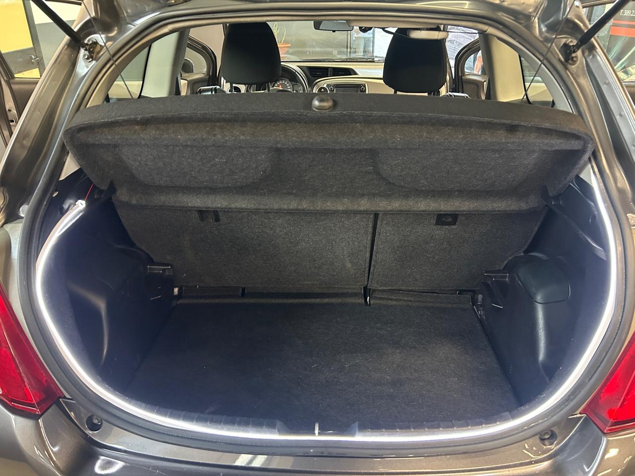 Toyota Yaris 1.3 benzina 73 kw