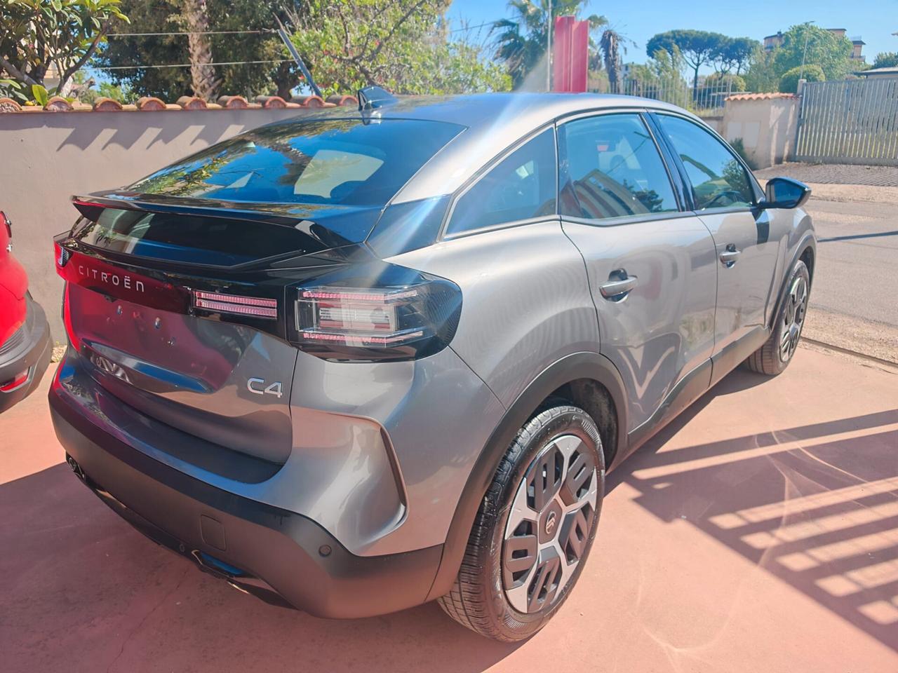 Citroen C4 PureTech 130 S&S EAT8 Plus
