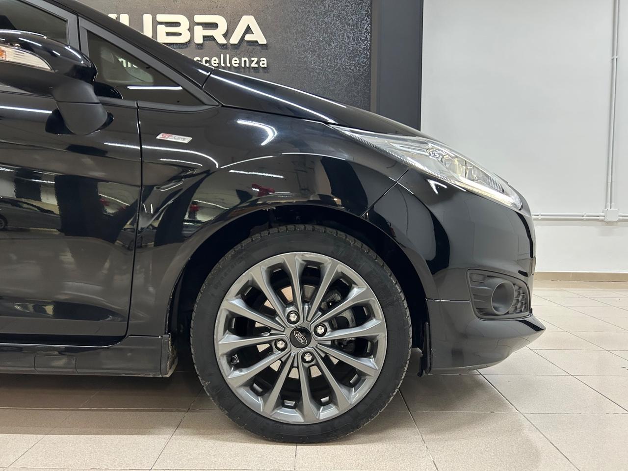 Ford Fiesta 1.5 TDCi 75CV 5 porte ST-Line