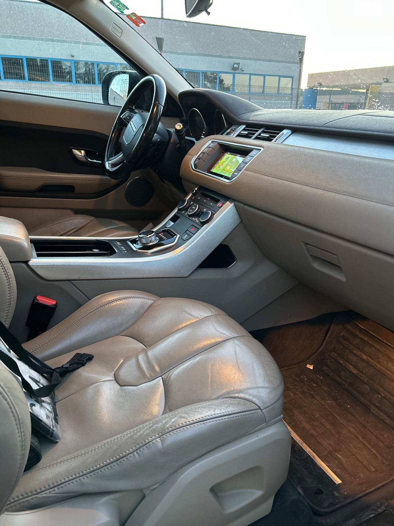 Land Rover Range Evoque 2.2 TD4 5p. Prestige