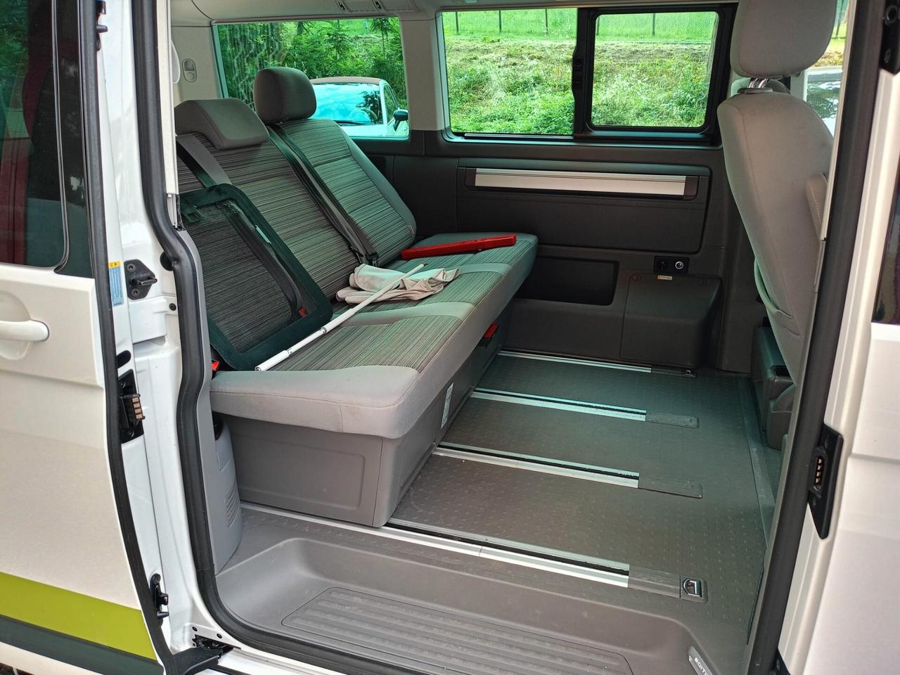 Volkswagen California 2.0 TDI 150CV DSG Beach Camper